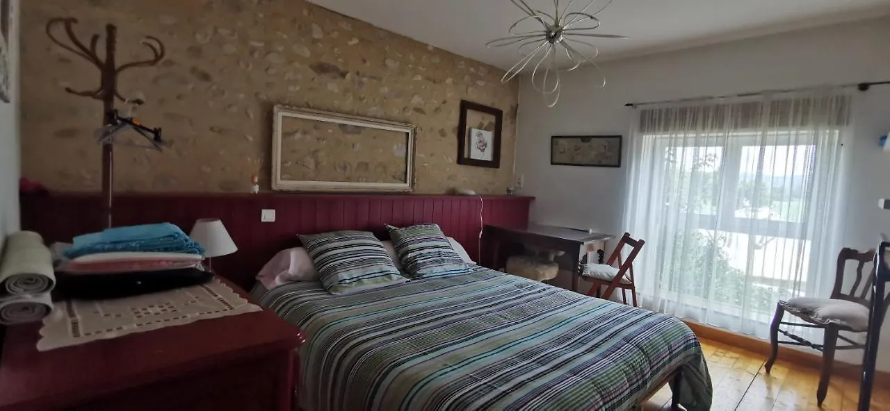 L'Authentique Bed and Breakfast Eurre 0*,