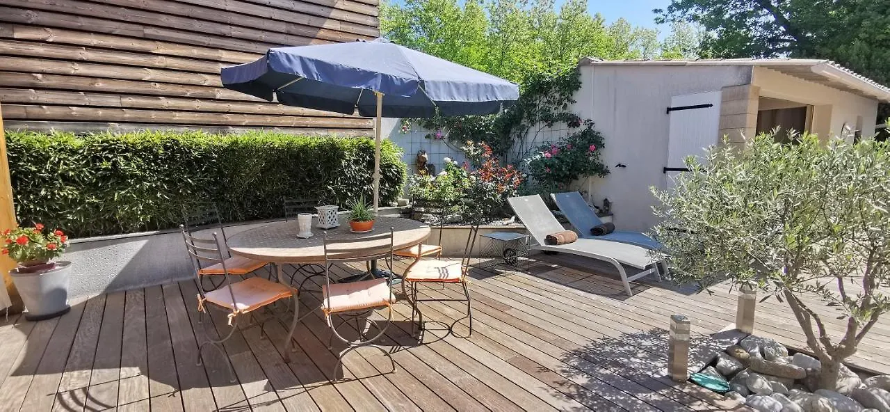 L'Authentique Bed and Breakfast Eurre Bed & Breakfast